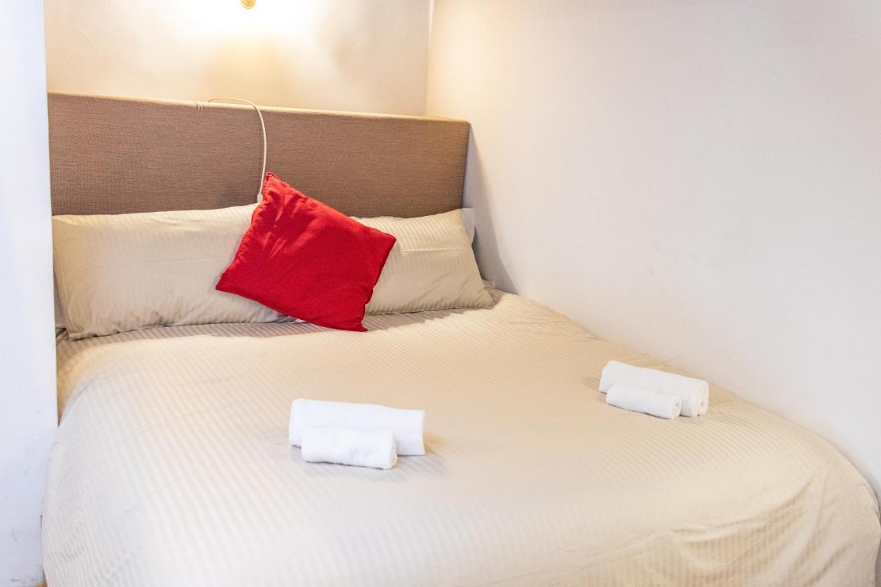 Pandy Suite Roma Esterno foto